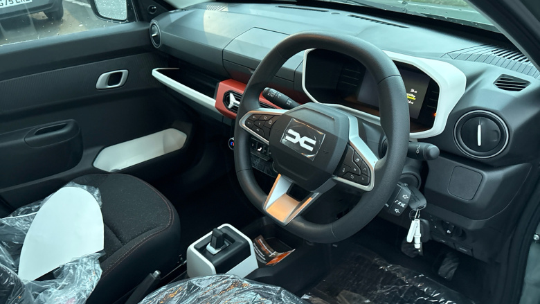 Dacia Spring 27kWh Expression 65 48kW 5dr Auto Electric Hatchback